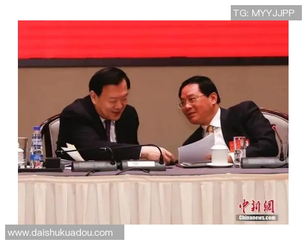 专访李强:探寻飞盘运动崛起背后的成功秘诀与未来展望 专访李强:探寻飞盘运动崛起背后的成功秘诀与未来展望