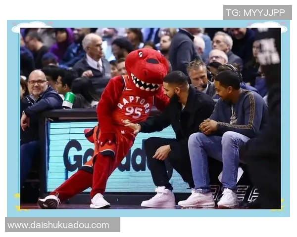 足球明星与NBA巨星亲密互动展现跨界魅力与友谊的精彩瞬间 足球明星与NBA巨星亲密互动展现跨界魅力与友谊的精彩瞬间