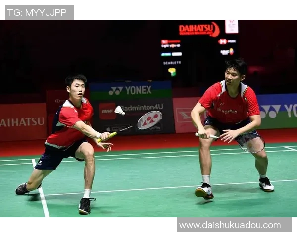 上海羽毛球队与深圳羽毛球队的精彩对决全景分析与战术探讨 上海羽毛球队与深圳羽毛球队的精彩对决全景分析与战术探讨